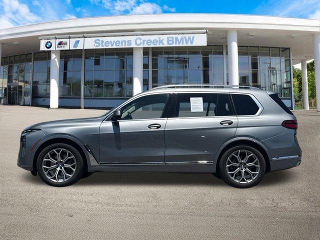 Photo of 2025 Gray BMW X7