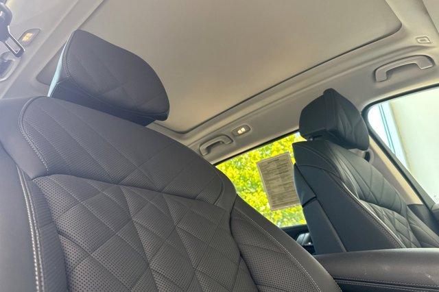 Photo of 2025 Gray BMW X7