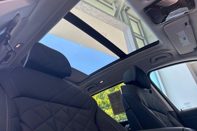 Photo of 2025 Gray BMW X7