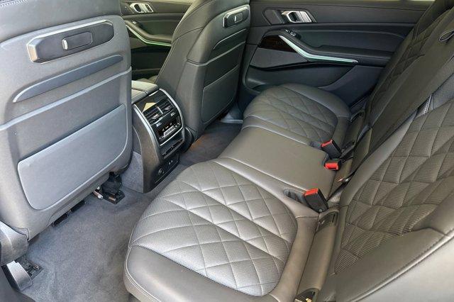 Photo of 2025 Gray BMW X7
