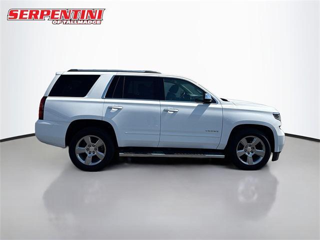 Photo of 2019 Summit White Chevrolet Tahoe
