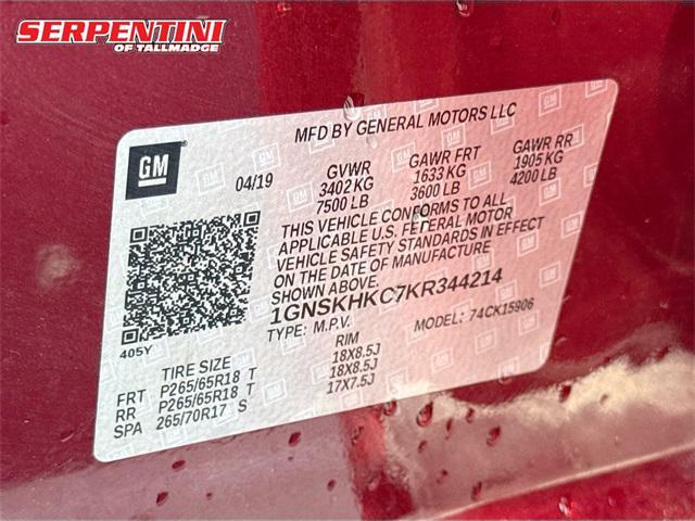 Photo of 2019 Siren Red Tintcoat Chevrolet Suburban
