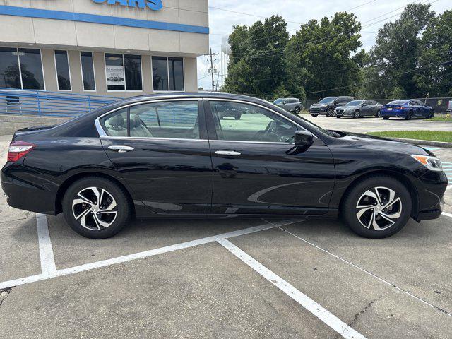 Photo of 2017 Black Honda Accord