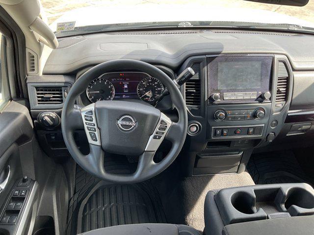 Photo of 2023 Glacier White Nissan Titan