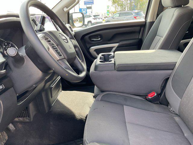 Photo of 2023 Glacier White Nissan Titan
