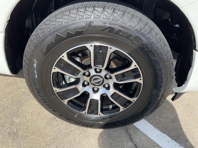 Photo of 2023 Glacier White Nissan Titan