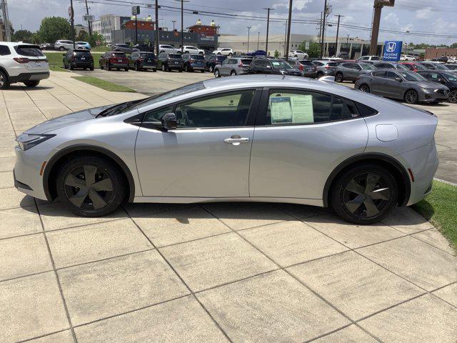 Photo of 2024 Gray Toyota Prius