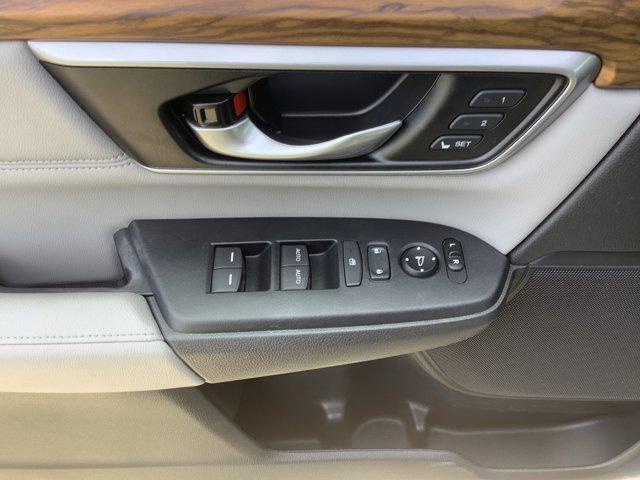 Photo of 2018 Lunar Silver Metallic Honda CR-V