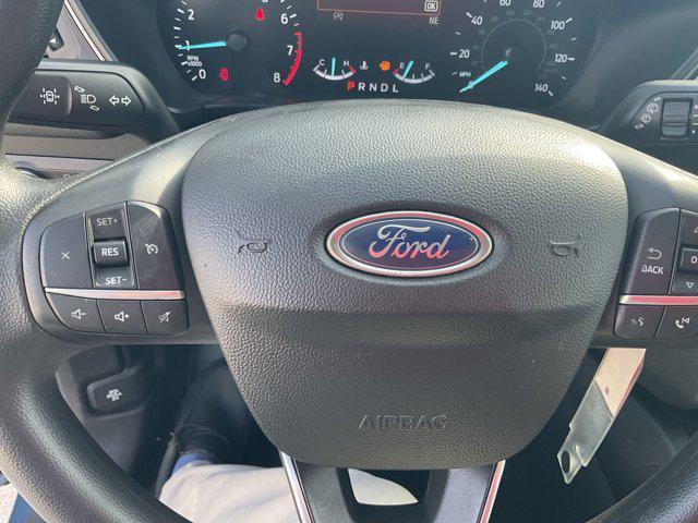 Photo of 2020 Blue Metallic Ford Escape