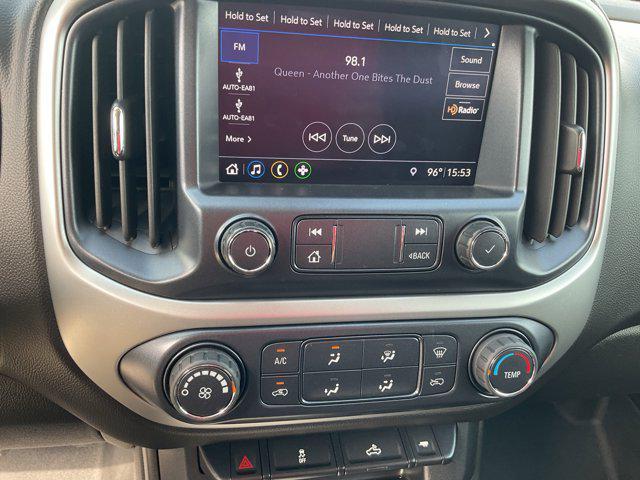 Photo of 2019 Summit White Chevrolet Colorado