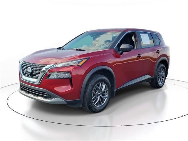 Photo of 2023 Scarlet Ember Nissan Rogue