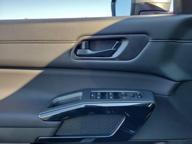 Photo of 2025 Gun Metallic Nissan Pathfinder