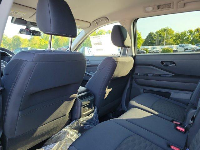 Photo of 2025 Gun Metallic Nissan Pathfinder