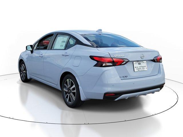 Photo of 2025 Gray Sky Pearl Nissan Versa