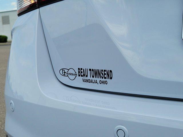 Photo of 2025 Gray Sky Pearl Nissan Versa