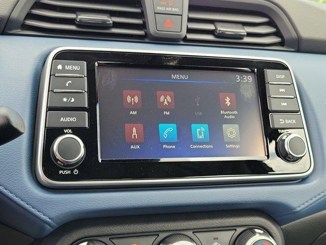 Photo of 2025 Gray Sky Pearl Nissan Versa