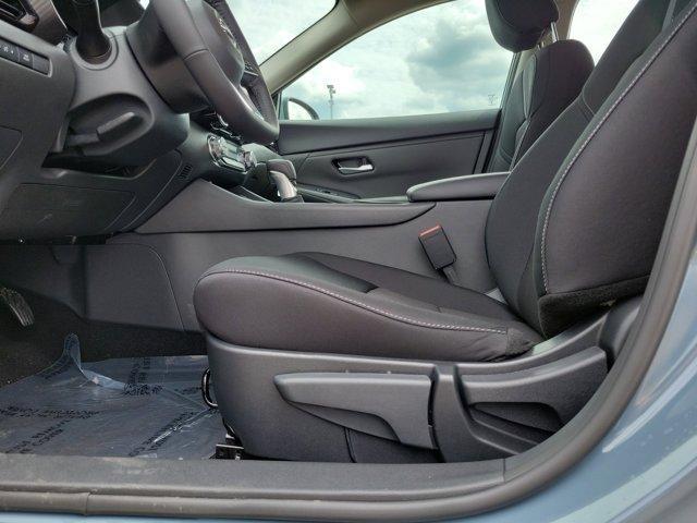Photo of 2025 Atlantic Gray M Nissan Sentra