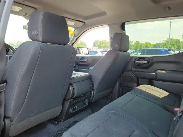 Photo of 2019 Black Chevrolet Silverado 1500