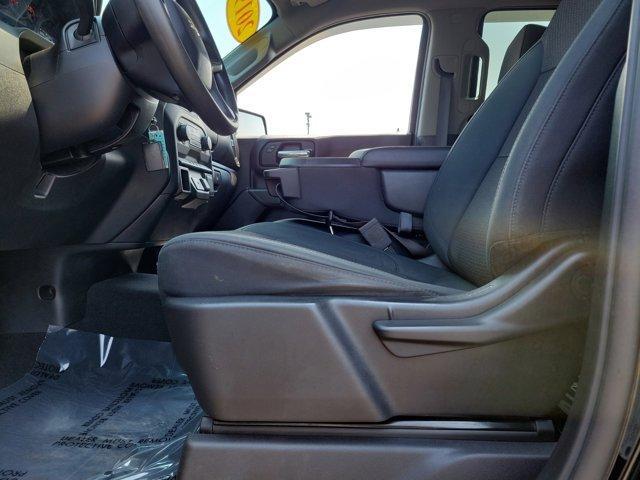 Photo of 2019 Black Chevrolet Silverado 1500