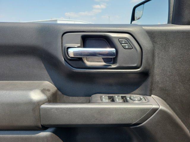 Photo of 2019 Black Chevrolet Silverado 1500