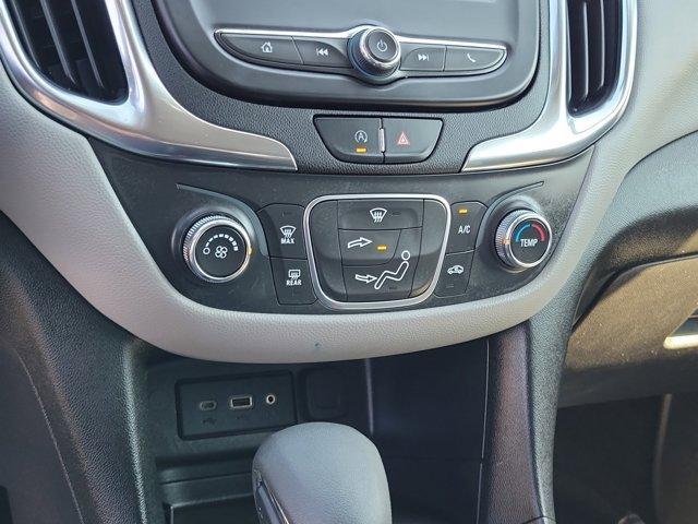 Photo of 2022 Blue Glow Metallic Chevrolet Equinox