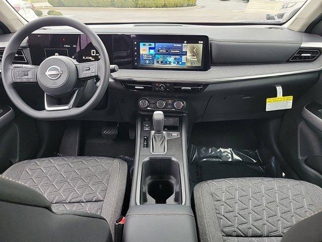Photo of 2025 2t Blu Gry Roof Nissan Kicks