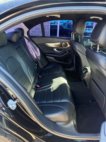 Photo of 2017 black Mercedes-Benz C-Class