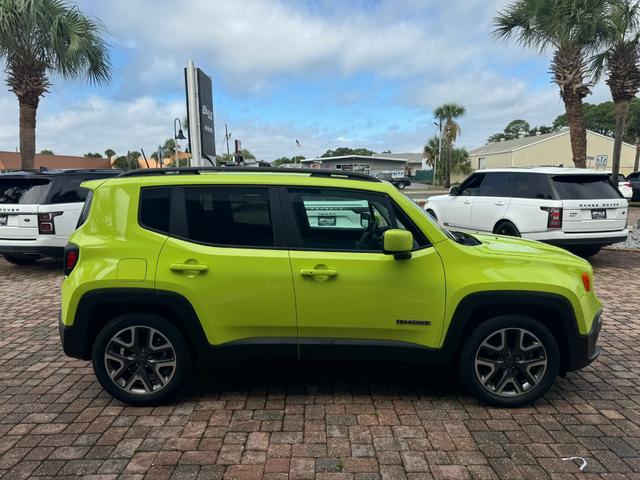 Photo of 2017 GREEM Jeep Renegade