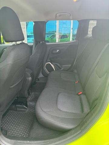 Photo of 2017 GREEM Jeep Renegade