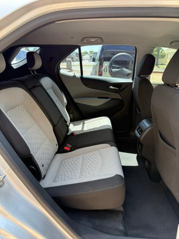 Photo of 2020 SILVER Chevrolet Equinox