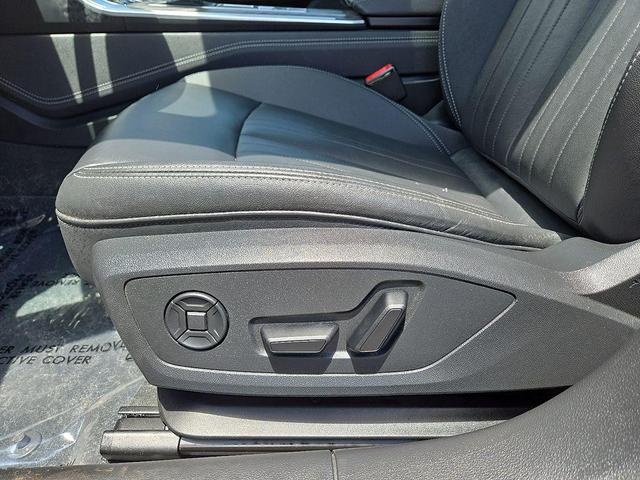Photo of 2024 Florett Silver Metallic Audi A6
