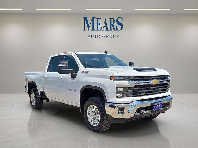 Photo of 2024 Summit White Chevrolet Silverado 2500