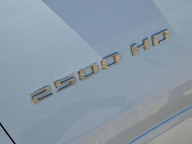 Photo of 2024 Summit White Chevrolet Silverado 2500