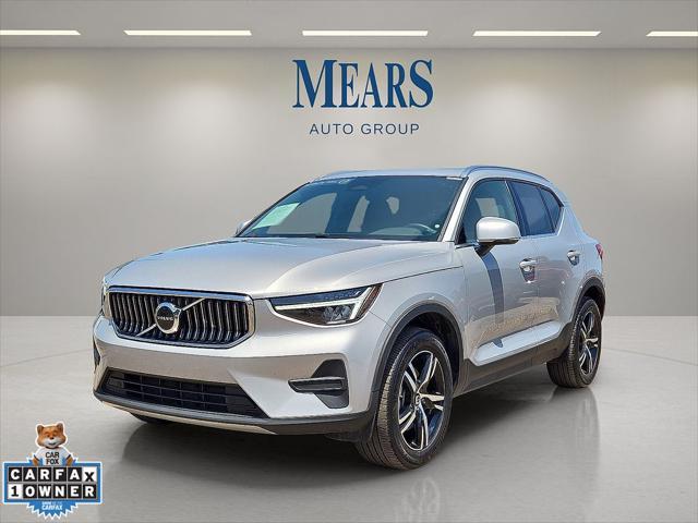 2025 Volvo XC40