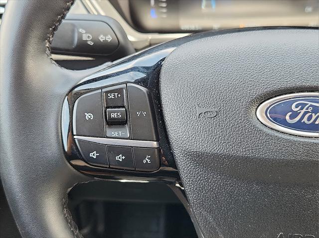 Photo of 2023 AGATE BLACK METALLIC Ford Escape
