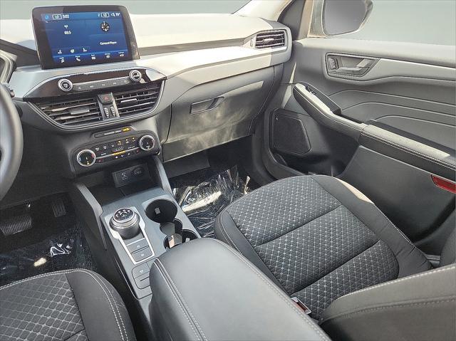 Photo of 2023 AGATE BLACK METALLIC Ford Escape