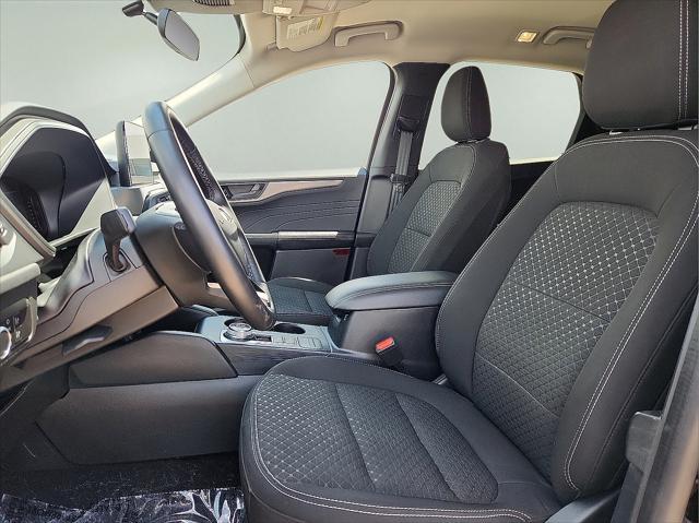 Photo of 2023 AGATE BLACK METALLIC Ford Escape