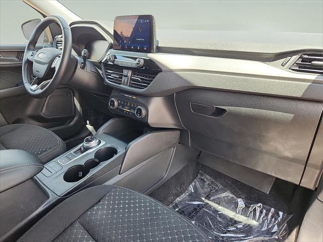 Photo of 2023 AGATE BLACK METALLIC Ford Escape