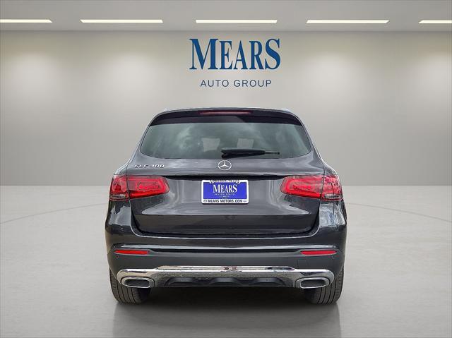 Photo of 2022 Graphite Grey Metallic Mercedes-Benz GLC 300