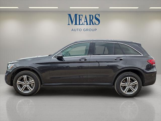 Photo of 2022 Graphite Grey Metallic Mercedes-Benz GLC 300