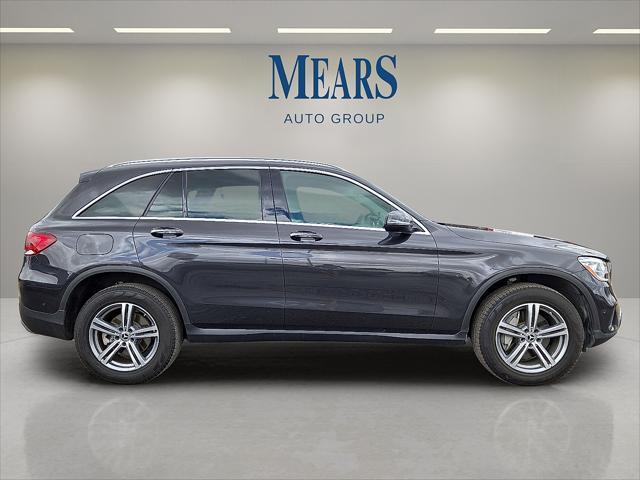 Photo of 2022 Graphite Grey Metallic Mercedes-Benz GLC 300