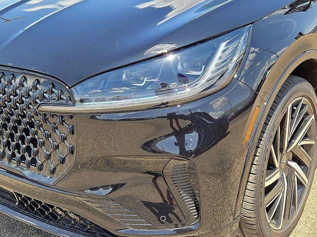 Photo of 2025 INFINITE BLACK MET CC Lincoln Aviator