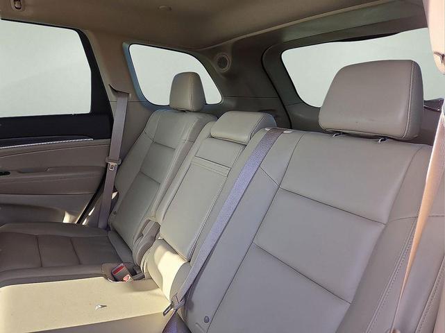 Photo of 2019 Granite Crystal Metallic Clearcoat Jeep Grand Cherokee