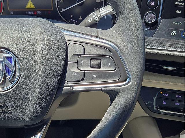 Photo of 2023 White Frost Tricoat Buick Envision