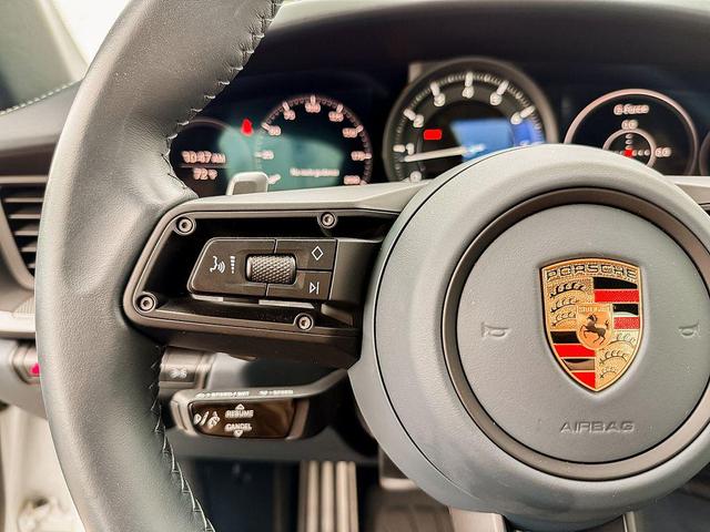 Photo of 2024 White Porsche 911