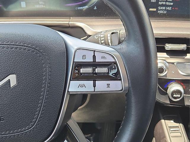 Photo of 2025 Midnight Lake Blue Kia Telluride