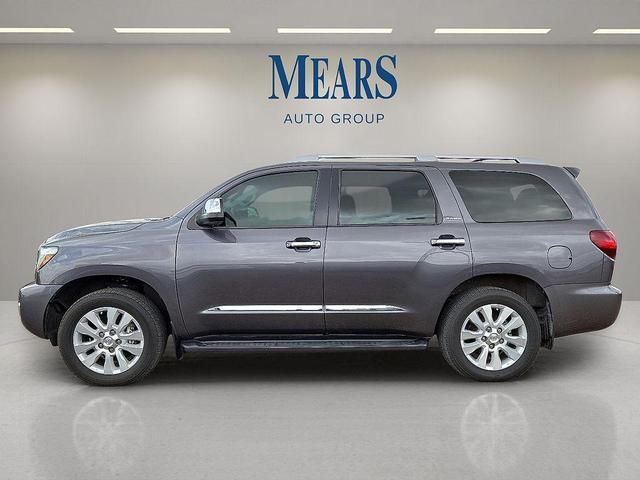 Photo of 2022 Magnetic Gray Metallic Toyota Sequoia