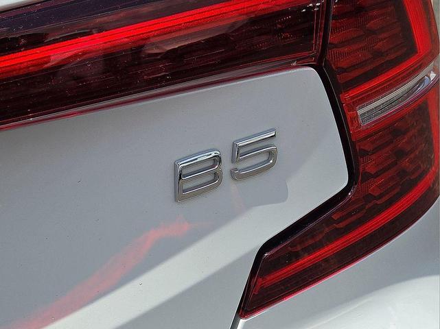 Photo of 2025 Crystal White Pearl Volvo S60