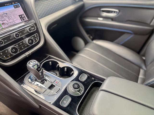 Photo of 2022 Onyx Bentley Bentayga