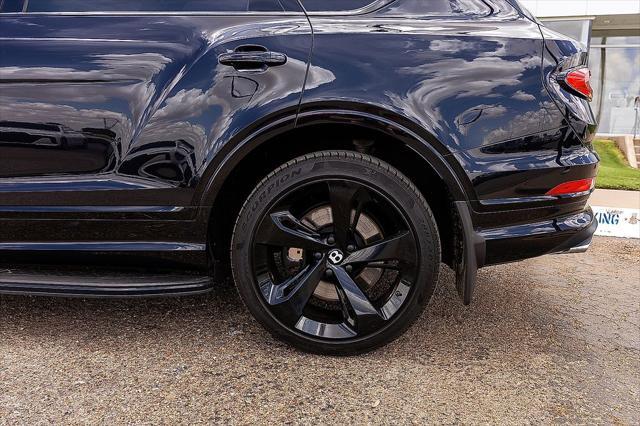 Photo of 2022 Onyx Bentley Bentayga